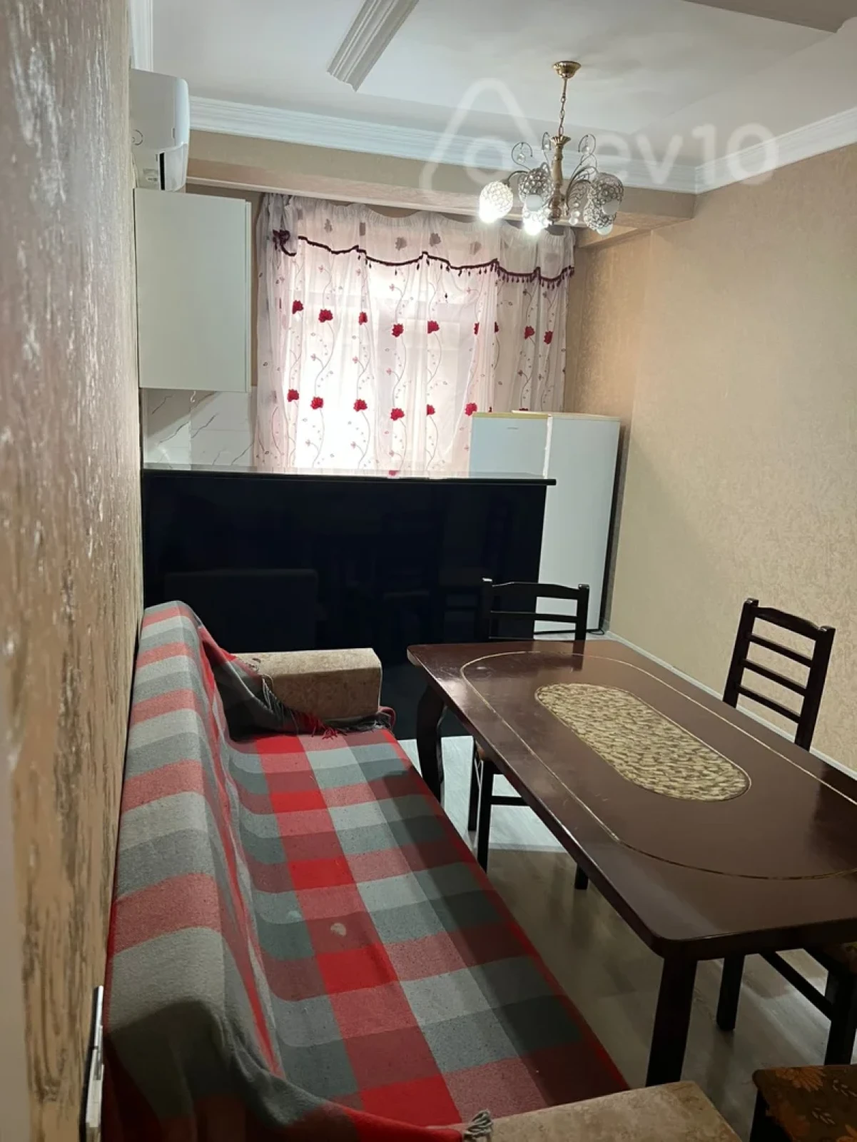 Kirayə verilir 2 otaqlı yeni tikili 66 m²