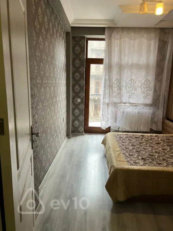 Kirayə verilir 2 otaqlı yeni tikili 66 m²