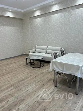 Kirayə verilir 2 otaqlı yeni tikili 95 m²