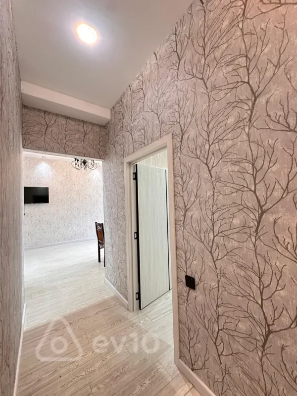 Kirayə verilir 2 otaqlı yeni tikili 75 m²