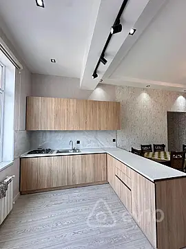 Kirayə verilir 2 otaqlı yeni tikili 75 m²