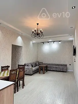 Kirayə verilir 2 otaqlı yeni tikili 75 m²