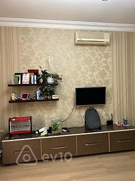 Kirayə verilir 2 otaqlı köhnə tikili 70 m² — Bakı, Səbail 2 otaq 70.00 m²