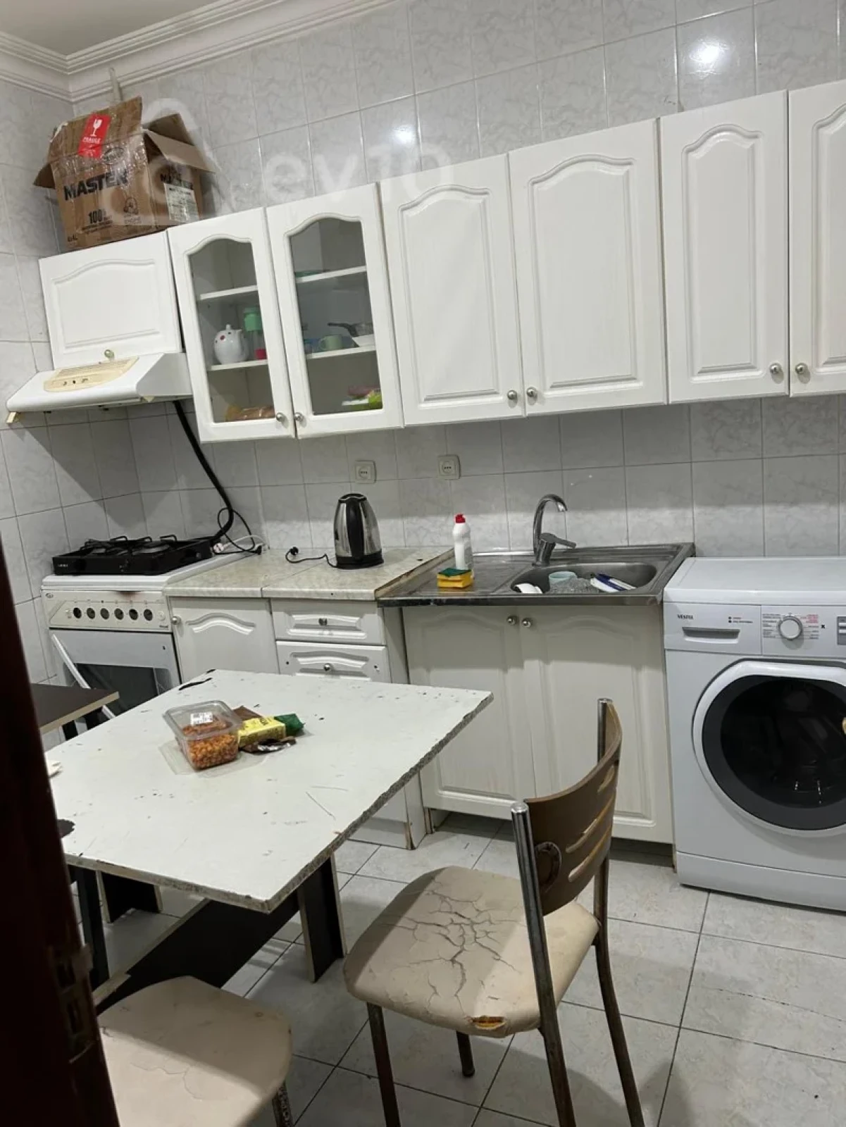 Kirayə verilir 2 otaqlı köhnə tikili 70 m²
