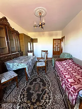 Satılır 2 otaqlı köhnə tikili 60 m²