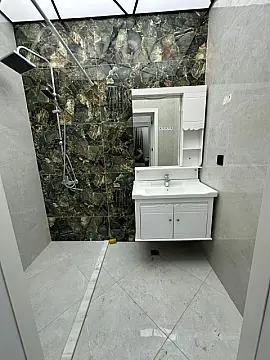 Kirayə verilir 2 otaqlı yeni tikili 80 m²