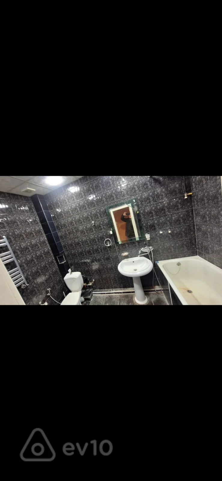 Kirayə verilir 2 otaqlı köhnə tikili 55 m²