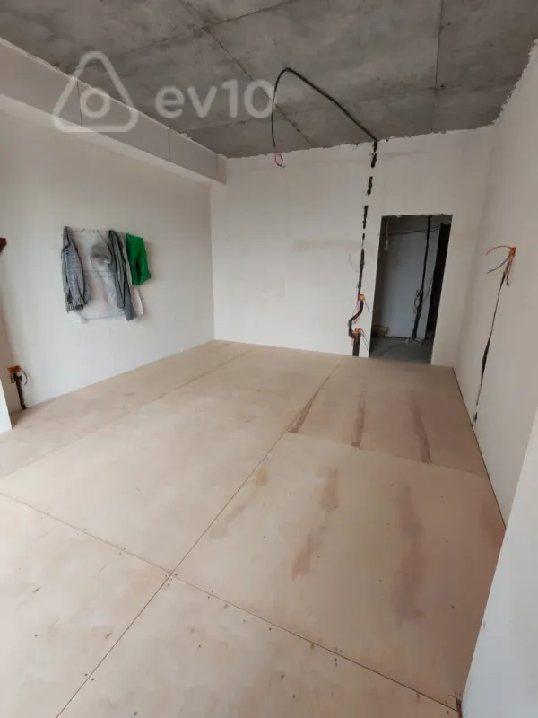Satılır 3 otaqlı yeni tikili 112.7 m²