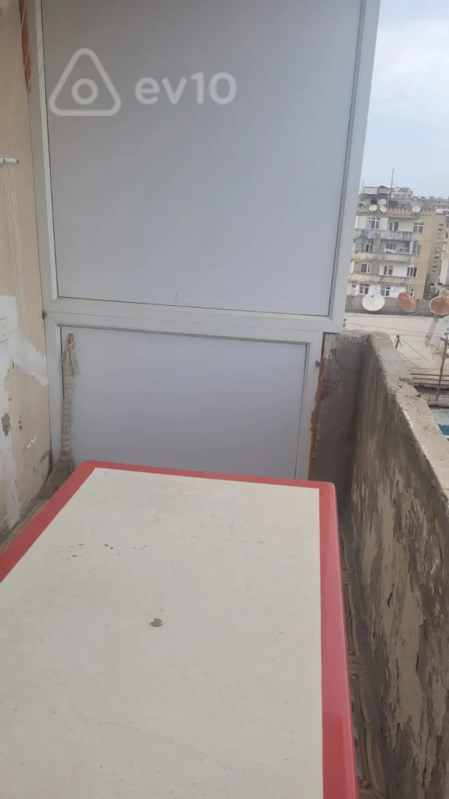 Satılır 3 otaqlı yeni tikili 100 m²