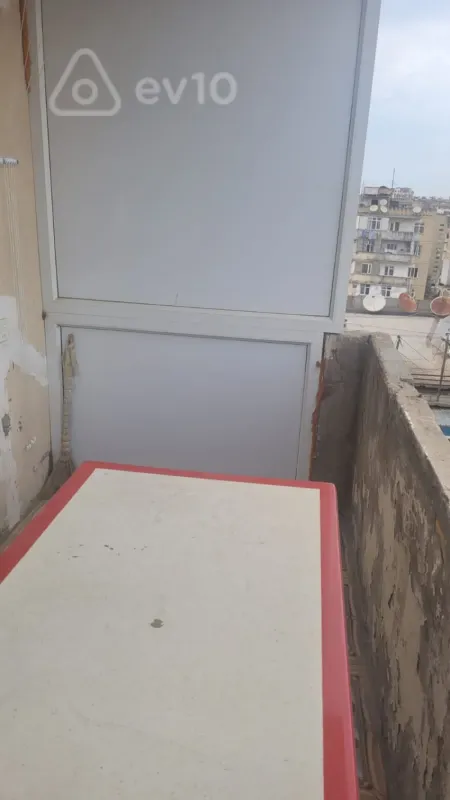 Satılır 3 otaqlı yeni tikili 100 m²