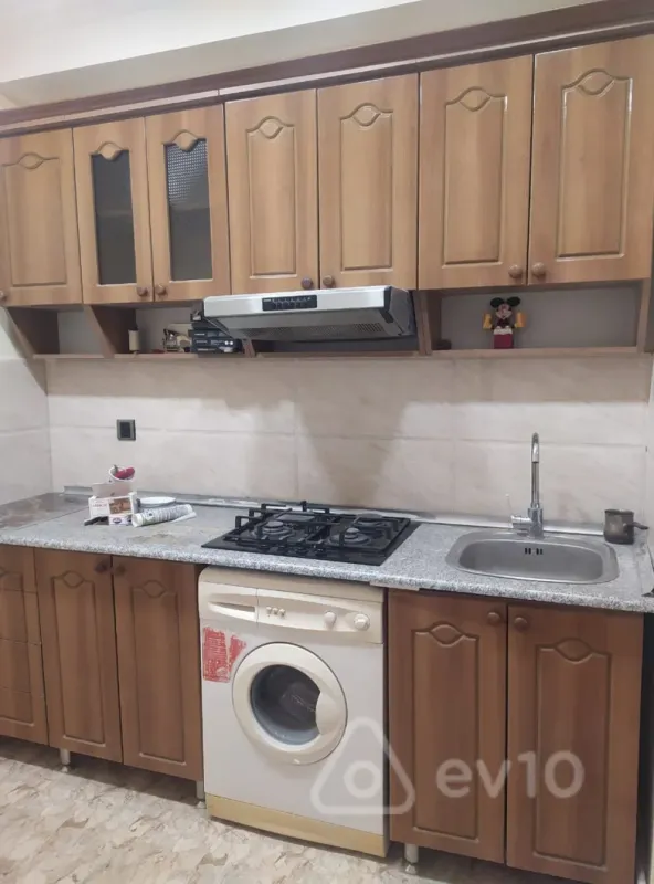 Kirayə verilir 2 otaqlı yeni tikili 75 m²