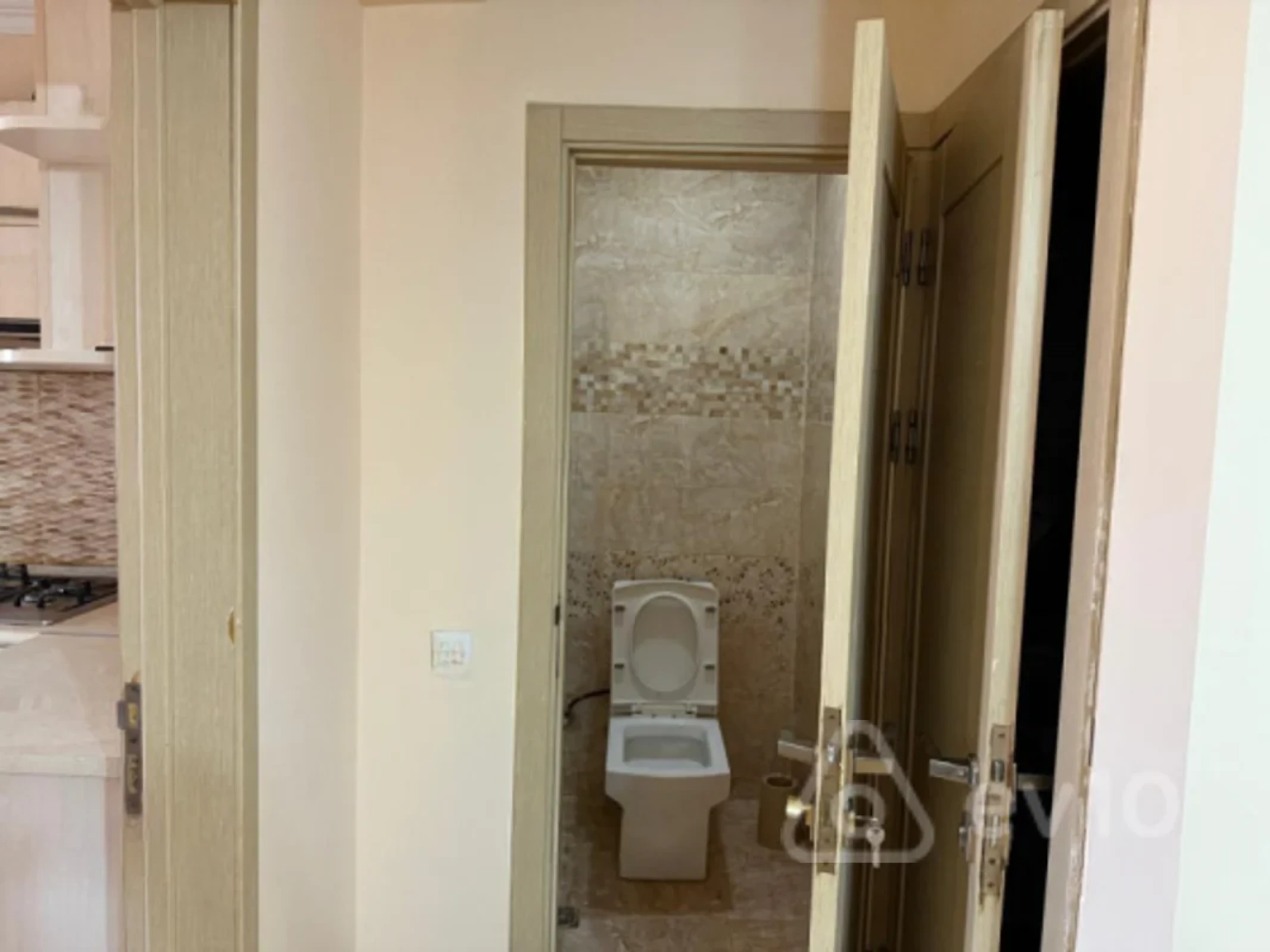 Kirayə verilir 2 otaqlı yeni tikili 65 m²