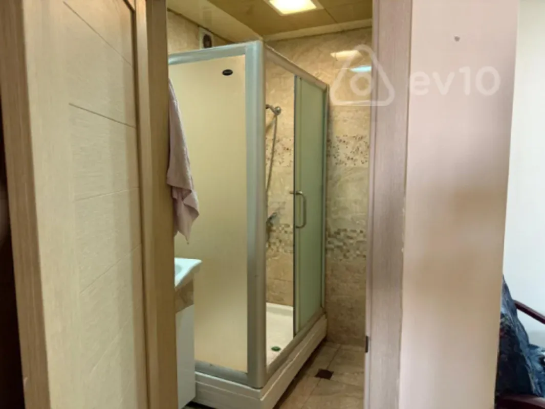 Kirayə verilir 2 otaqlı yeni tikili 65 m²