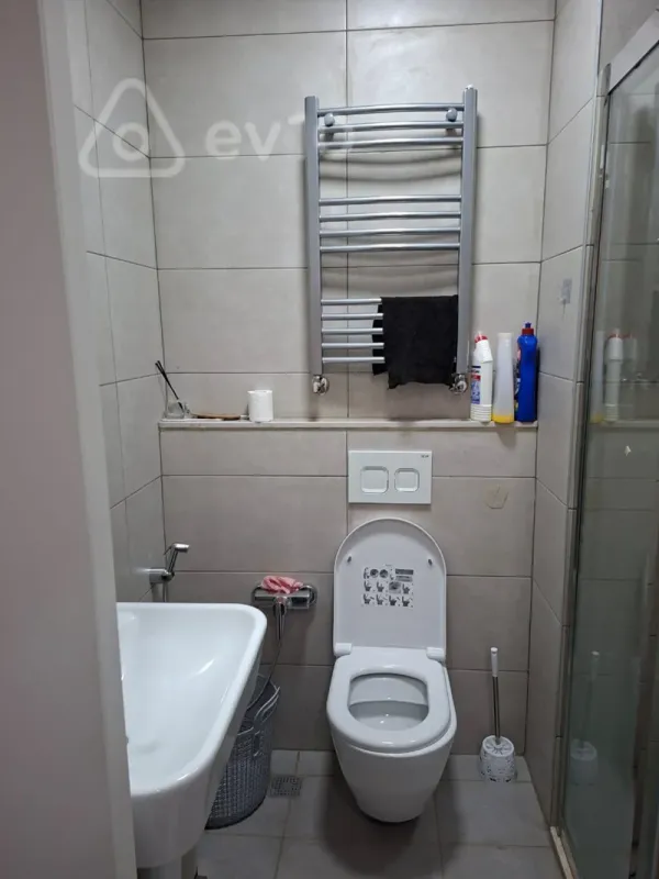 Kirayə verilir 2 otaqlı yeni tikili 48 m²