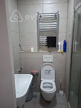 Kirayə verilir 2 otaqlı yeni tikili 48 m²
