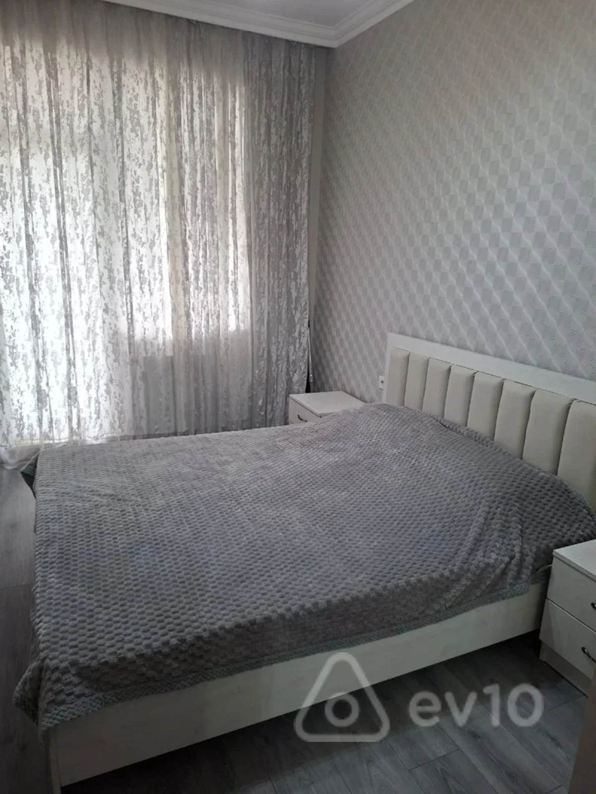 Kirayə verilir 2 otaqlı yeni tikili 48 m²