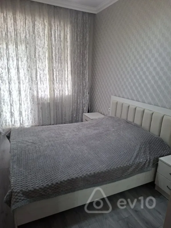 Kirayə verilir 2 otaqlı yeni tikili 48 m²