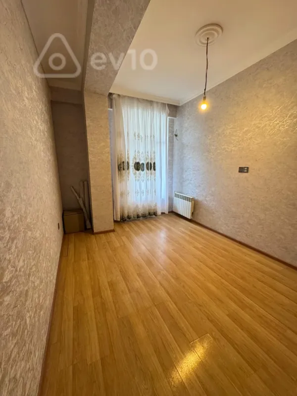Kirayə verilir 2 otaqlı yeni tikili 120 m²