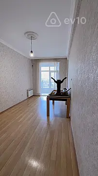 Kirayə verilir 2 otaqlı yeni tikili 120 m²
