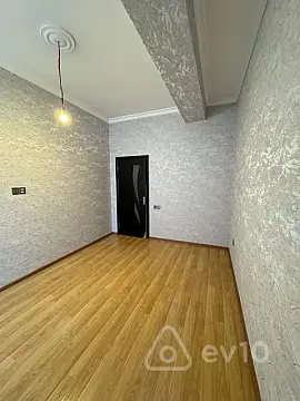 Kirayə verilir 2 otaqlı yeni tikili 120 m²