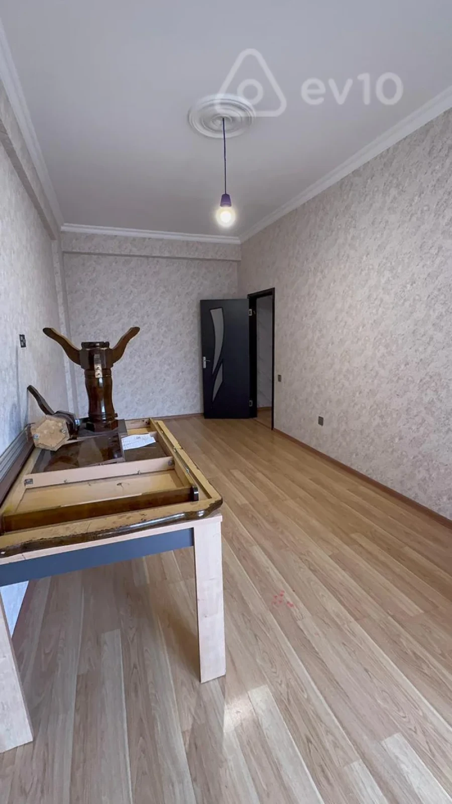 Kirayə verilir 2 otaqlı yeni tikili 120 m²