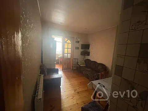 Satılır 3 otaqlı köhnə tikili 72 m²