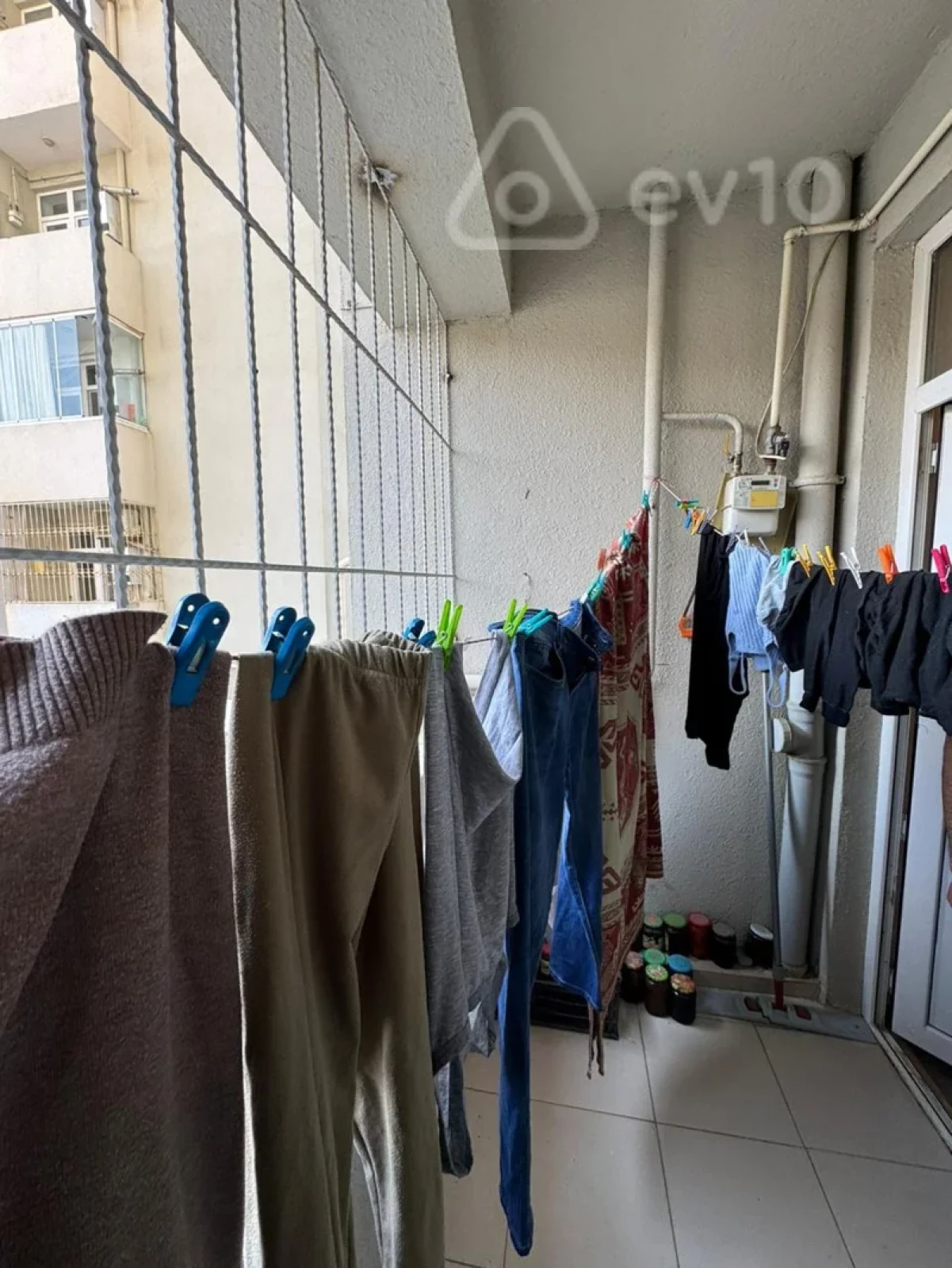 Satılır 2 otaqlı yeni tikili 60 m²