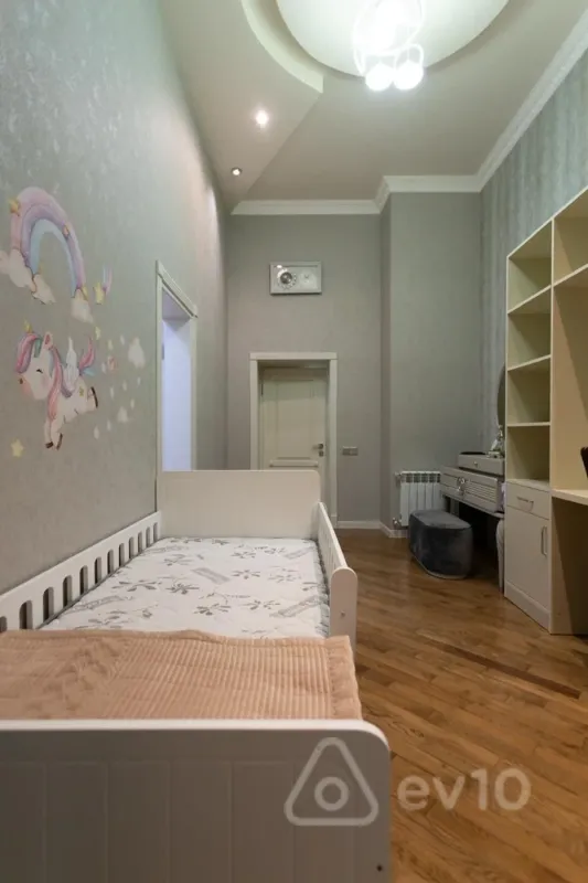 Kirayə verilir 3 otaqlı yeni tikili 83 m²