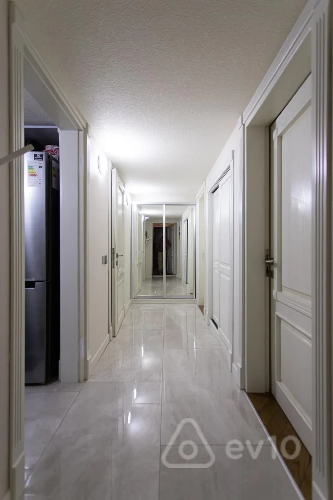 Kirayə verilir 3 otaqlı yeni tikili 83 m²