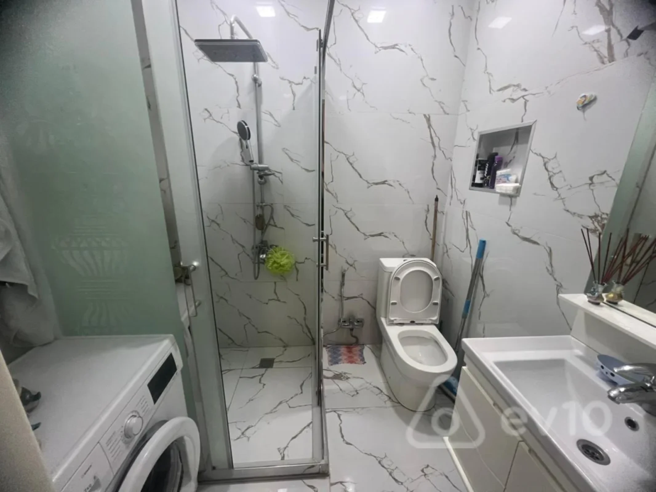 Satılır 3 otaqlı yeni tikili 60 m²