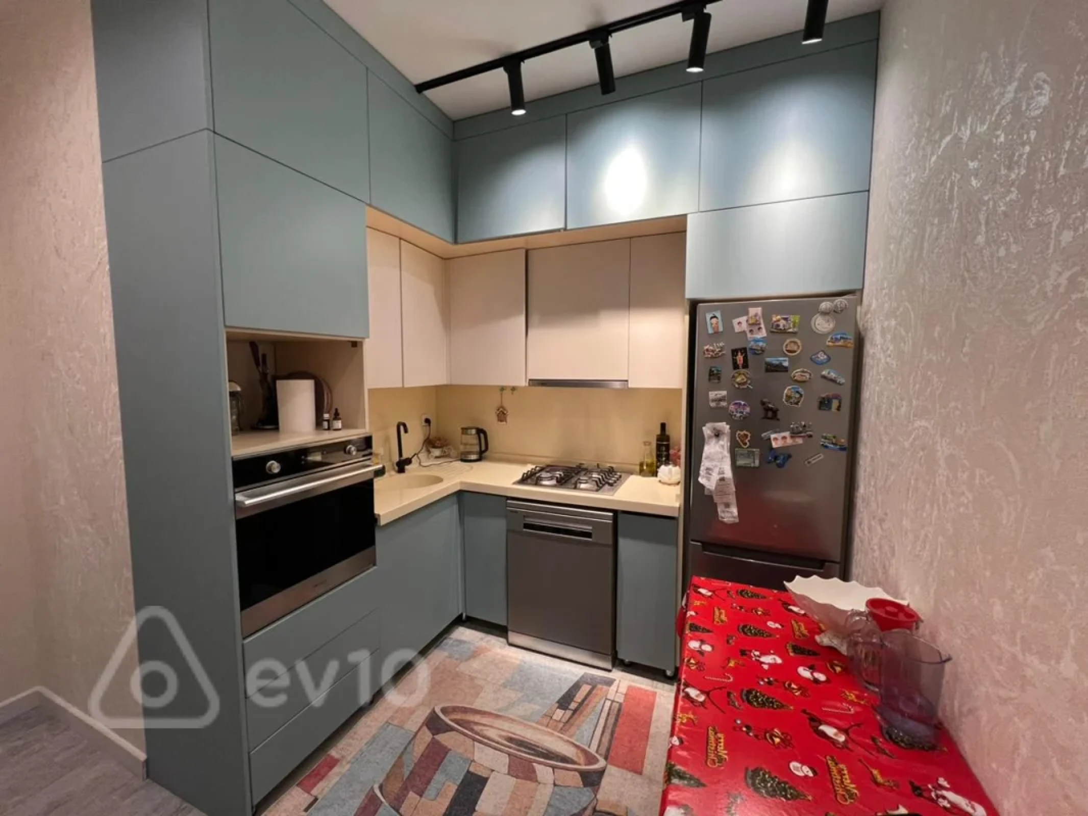 Satılır 3 otaqlı yeni tikili 60 m²