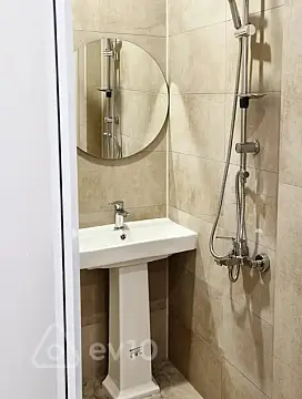 Kirayə verilir 2 otaqlı həyət evi 45 m²