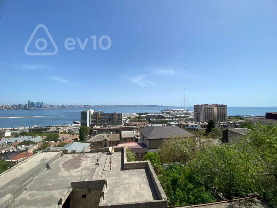 Kirayə verilir 4 otaqlı həyət evi 220 m²