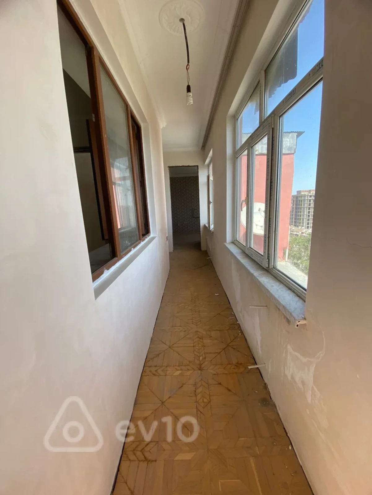 Kirayə verilir 4 otaqlı həyət evi 220 m²