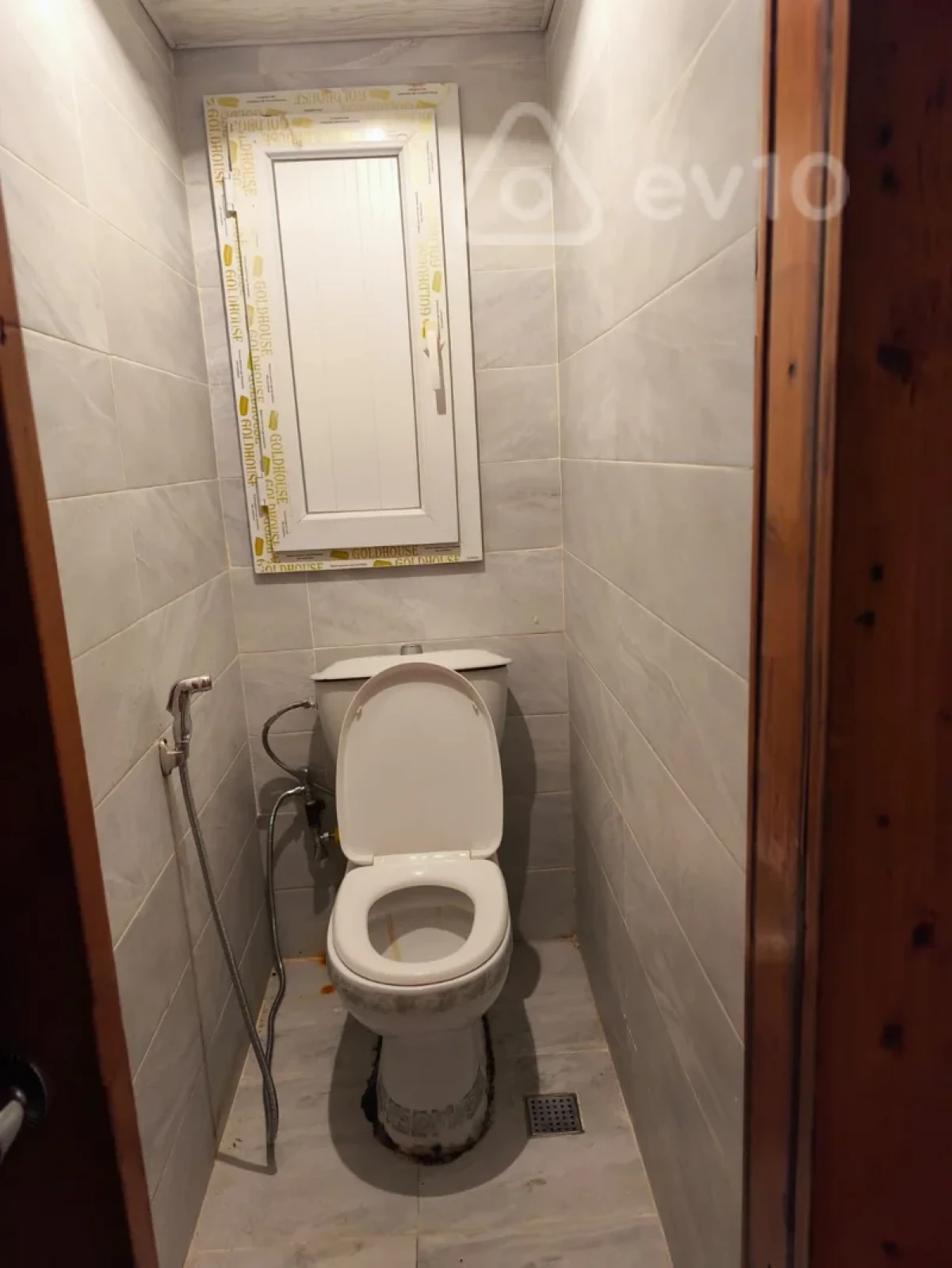 Kirayə verilir 2 otaqlı köhnə tikili 60 m²