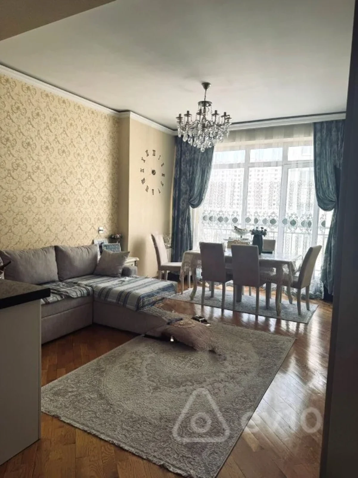 Satılır 2 otaqlı yeni tikili 60 m²