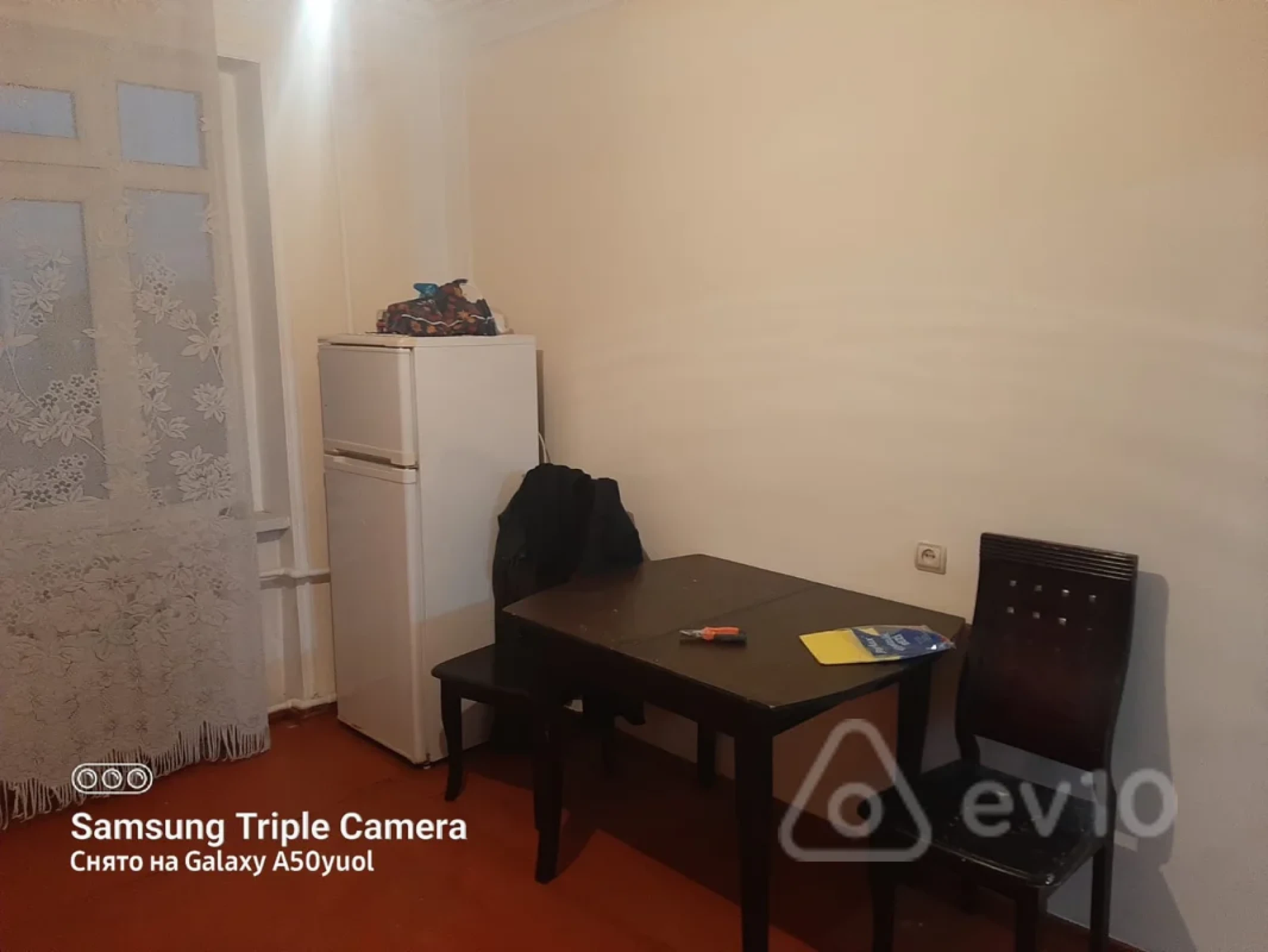Kirayə verilir 2 otaqlı köhnə tikili 60 m²