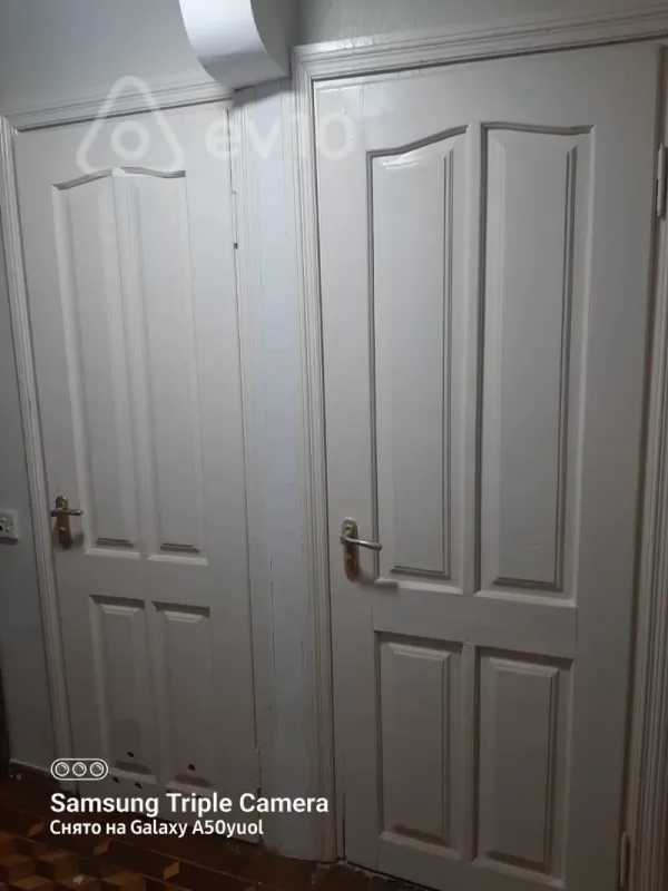 Kirayə verilir 2 otaqlı köhnə tikili 60 m²