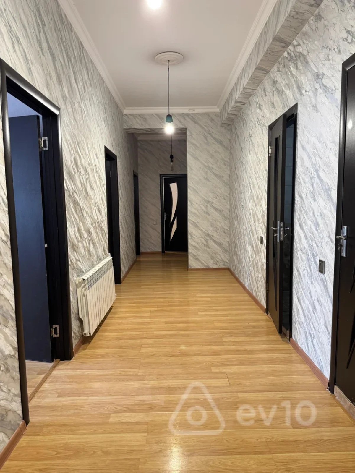 Kirayə verilir 3 otaqlı yeni tikili 120 m²