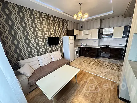 Kirayə verilir 2 otaqlı yeni tikili 61 m²