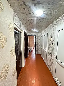 Kirayə verilir 2 otaqlı köhnə tikili 60 m²