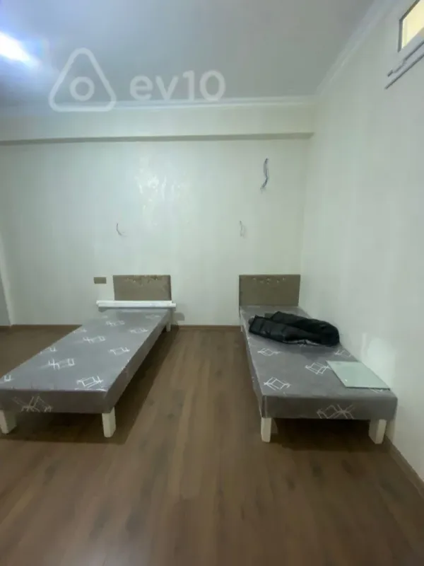 Kirayə verilir 3 otaqlı yeni tikili 75 m²