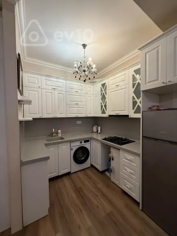 Kirayə verilir 2 otaqlı yeni tikili 60 m²