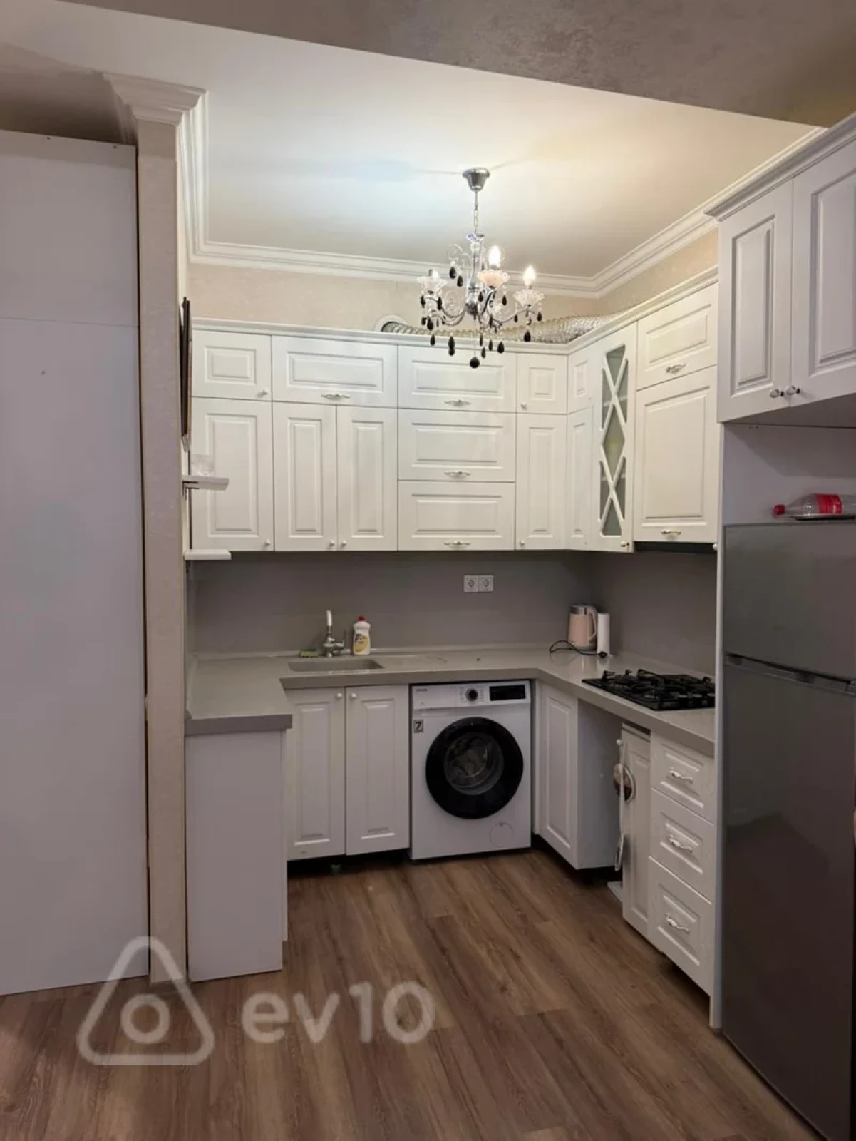 Kirayə verilir 2 otaqlı yeni tikili 60 m²