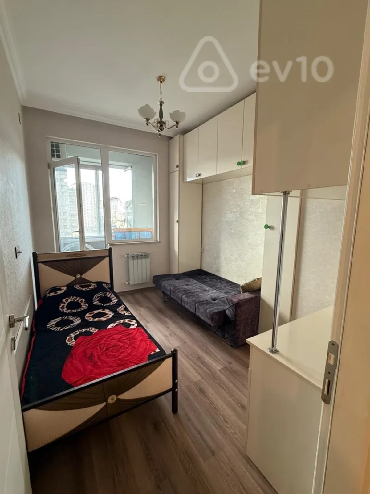 Kirayə verilir 2 otaqlı yeni tikili 60 m²