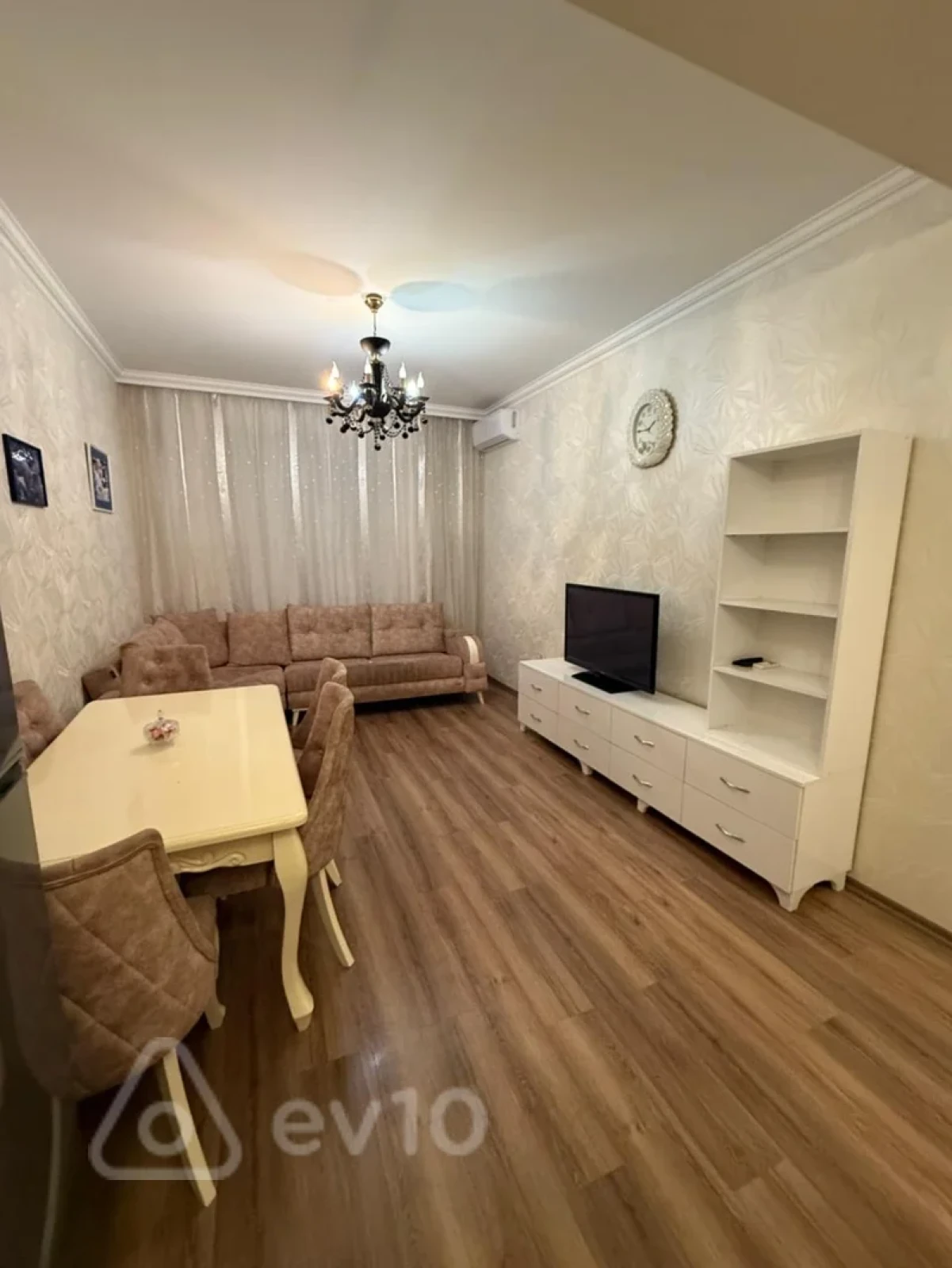 Kirayə verilir 2 otaqlı yeni tikili 60 m²