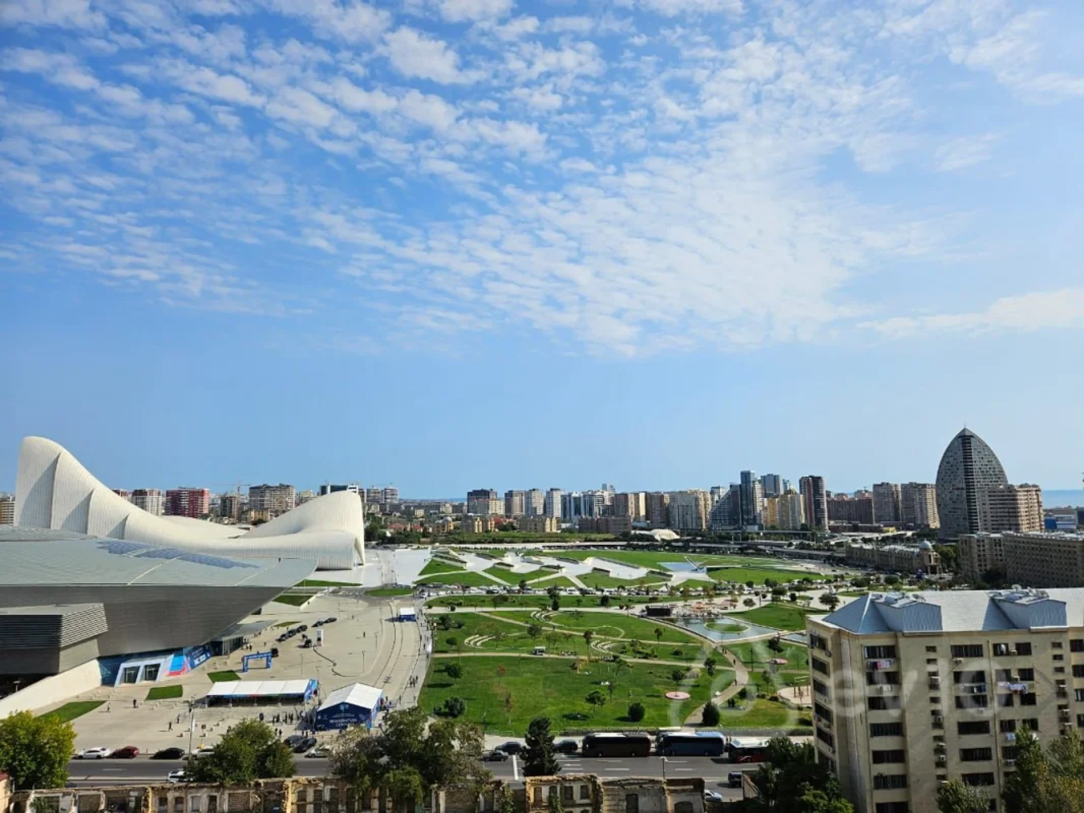 Kirayə verilir 3 otaqlı yeni tikili 120 m²