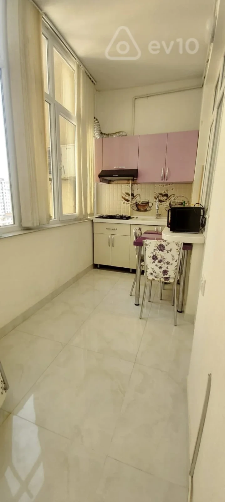 Kirayə verilir 2 otaqlı yeni tikili 50 m²