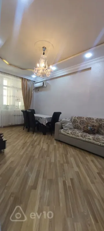 Kirayə verilir 2 otaqlı yeni tikili 50 m²