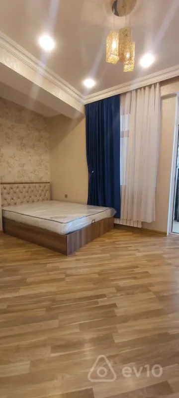 Kirayə verilir 2 otaqlı yeni tikili 50 m²